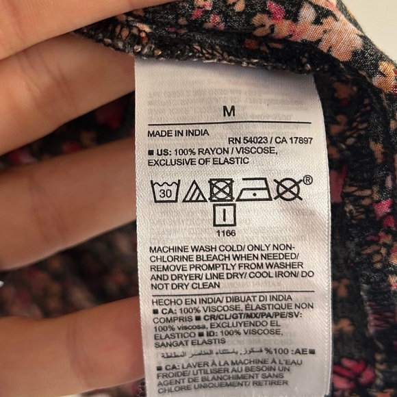 🦋 Old Navy Pink Floral Mini Dress Smocked Back Casual Spring Stretch Medium - Picture 3 of 5